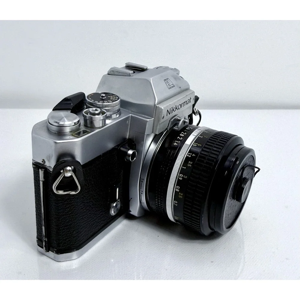 Rare Vintage Nikkormat EL 35mm SLR Camera w/ Nikkor 50mm f/1.4 Lens Tokyo Japan